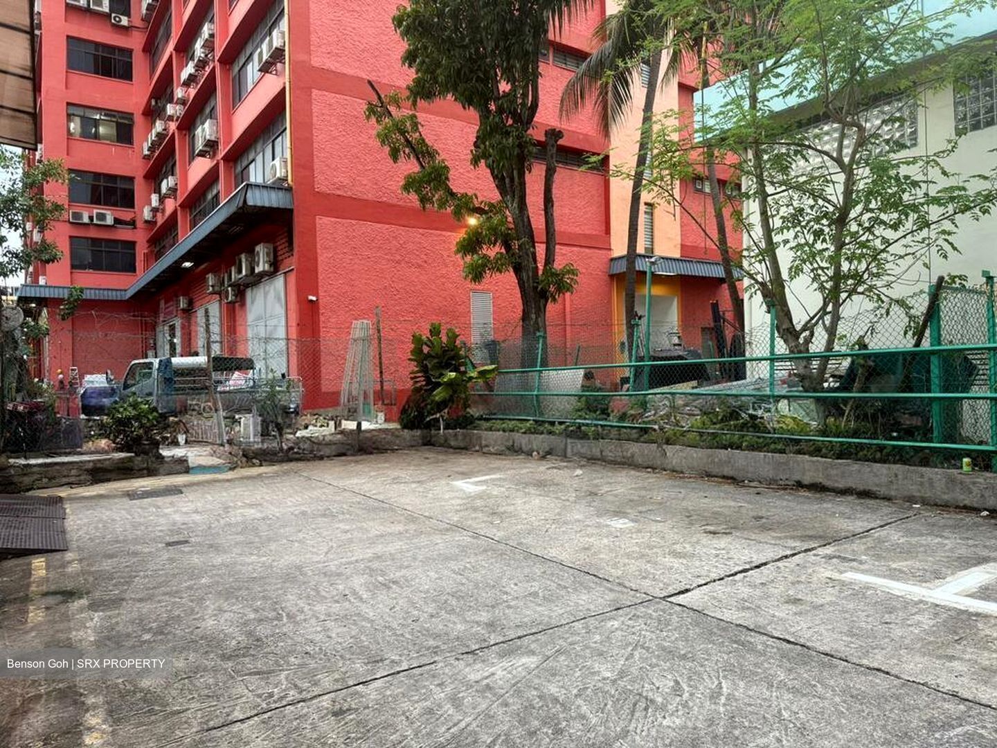 Sims Avenue (D14), Shop House #505653521